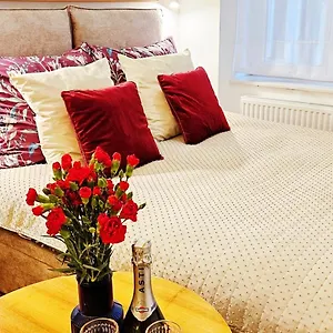 Apartment Vintage Chic - Kazimierz Old Town, Krakow